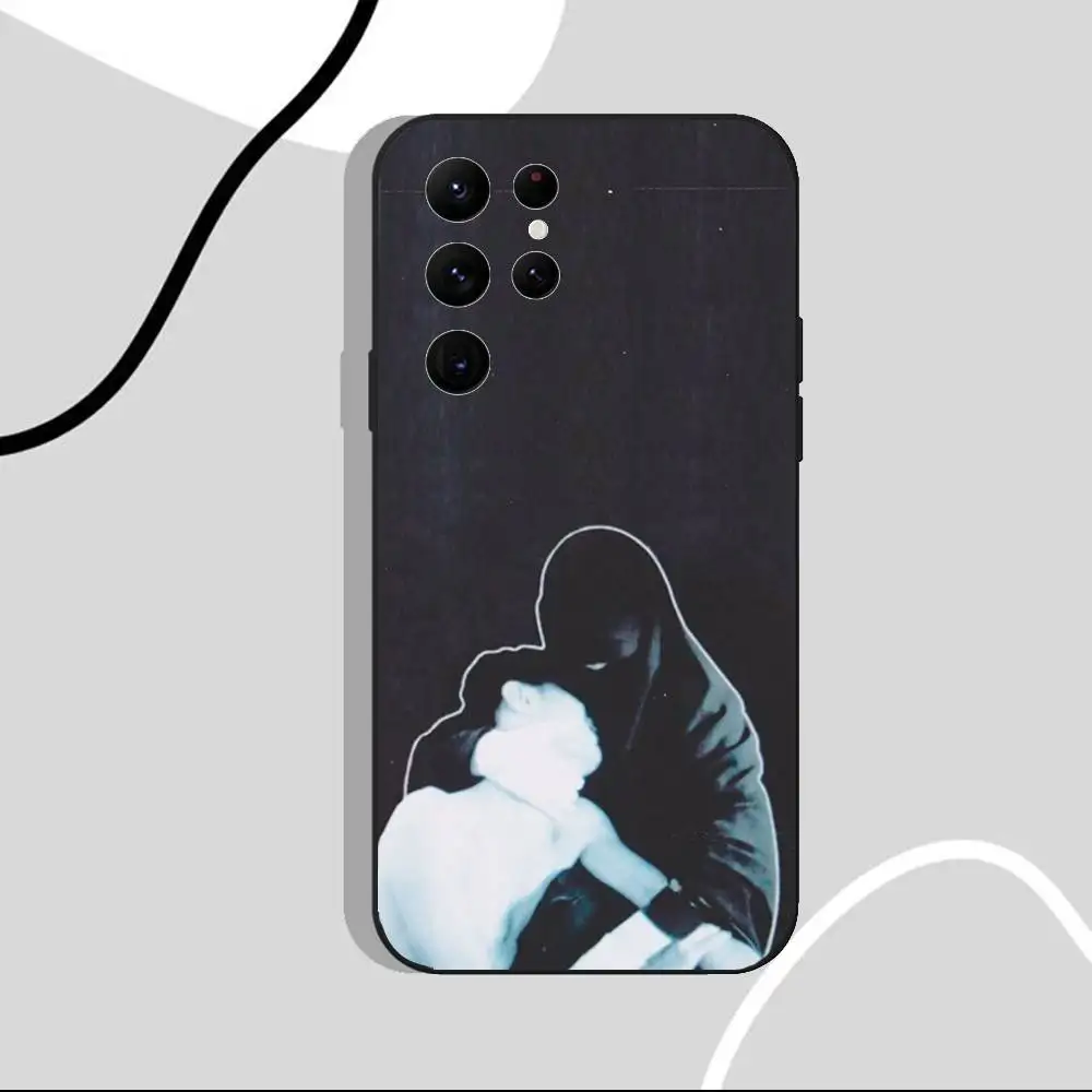 حافظة هاتف كريستال كاسلز باند أليس زجاجية لهاتف سامسونج S25، S24 Ultra، S20، S30 plus، S22 Plus، S23، Ultra 5G غلاف أسود من السيليكون