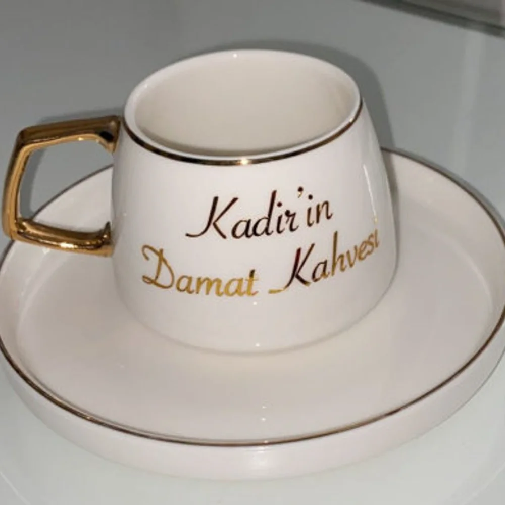 ملصقات فينيل مخصصة بحروف الاسم - مراجعة Coffee Tea Name وسعره