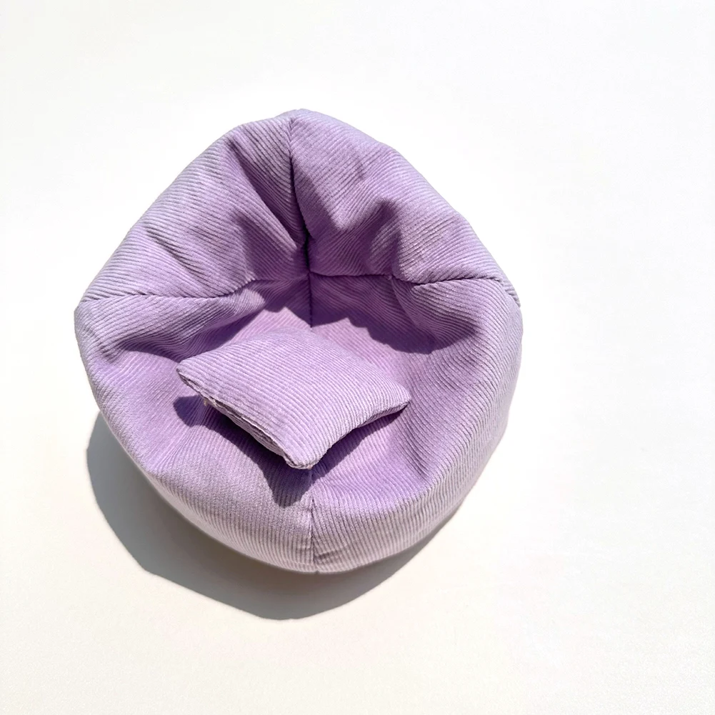 Miniaturowa sofa Labubu z poduszką, meble mini leniwa sofa z poduszką, miękka sofa, akcesoria dla lalek, sofa dla lalek, dekoracja pokoju, prezenty