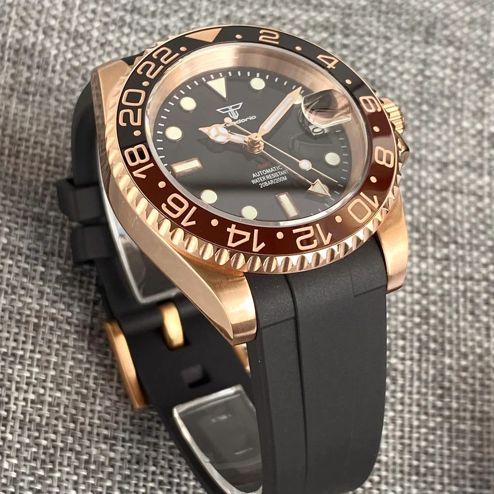 CUSTOM 40 มม.NH34 คลาสสิก Full Rose Golden GMT นาฬิกา 200 M กันน้ํา Sapphire แก้วคริสตัลอัตโนมัตินาฬิกาข้อมือผู้ชาย