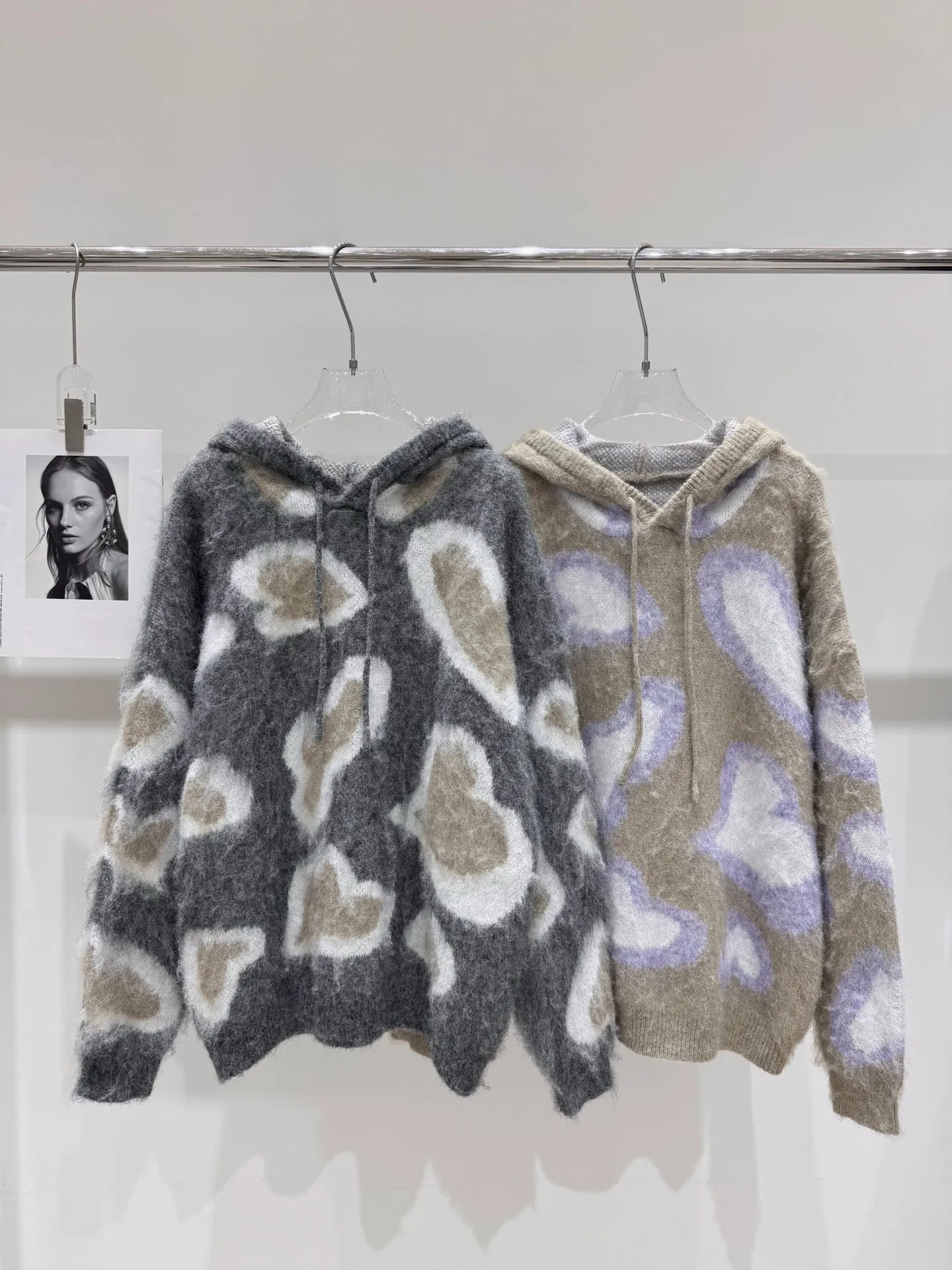 

Autumn Winter Women's Hooded Knitted Sweater Embroidery Furry Y2K Sltye Love Heart Patterned Print Mohair Casual Tops C208