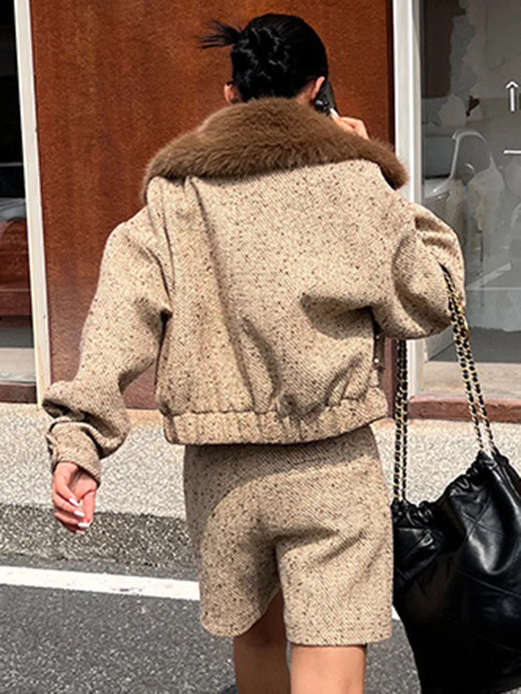 DEAT Fashion Women\'s Jackets Fur Collar Loose Single Breasted Long Sleeves Sequined Khaki Short Coat Autumn 2024 New Tide 7AB604