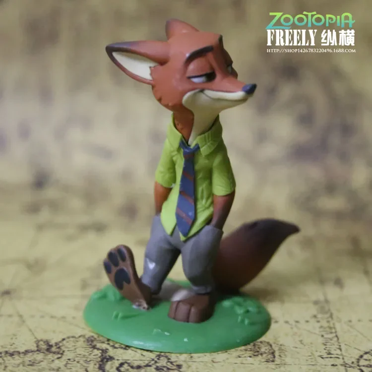 Zootropis NickWilde ALICE IN WONDERLAN Aladdin Action Figures Anime periferiche Cartoon Model Toys Ornaments