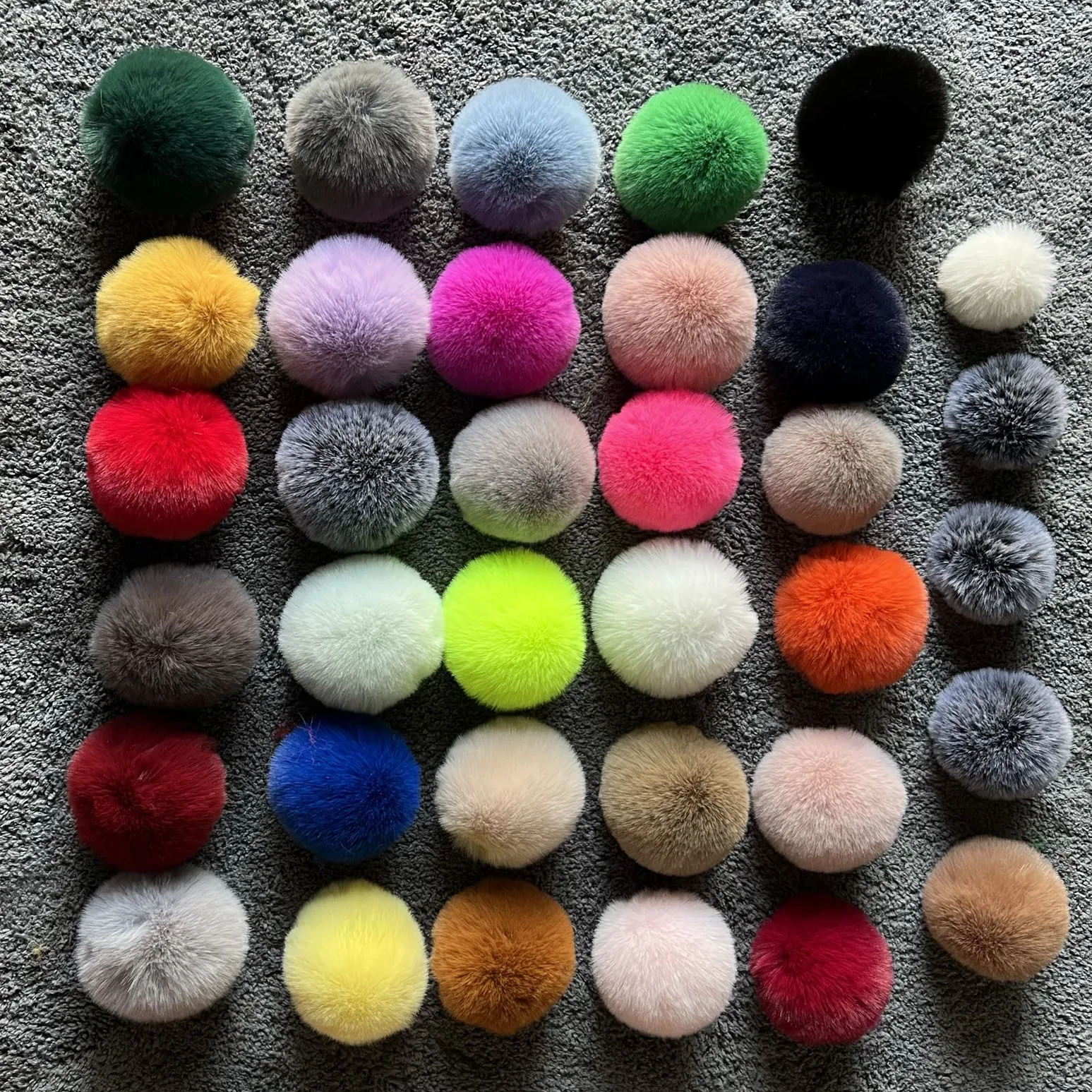 Faux Rabbit Fur Pom Pom Balls for DIY Jewelry, Clothes, Hats and Shoes Accessories  Girl  Fur Pompom for Hats