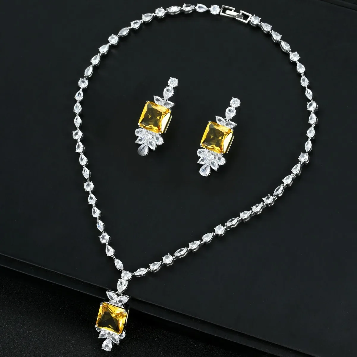 Luxury Cubic Zirconia Necklace Earrings Jewelry Set High-end Women Evening Gown Banquet Party Holiday Gift