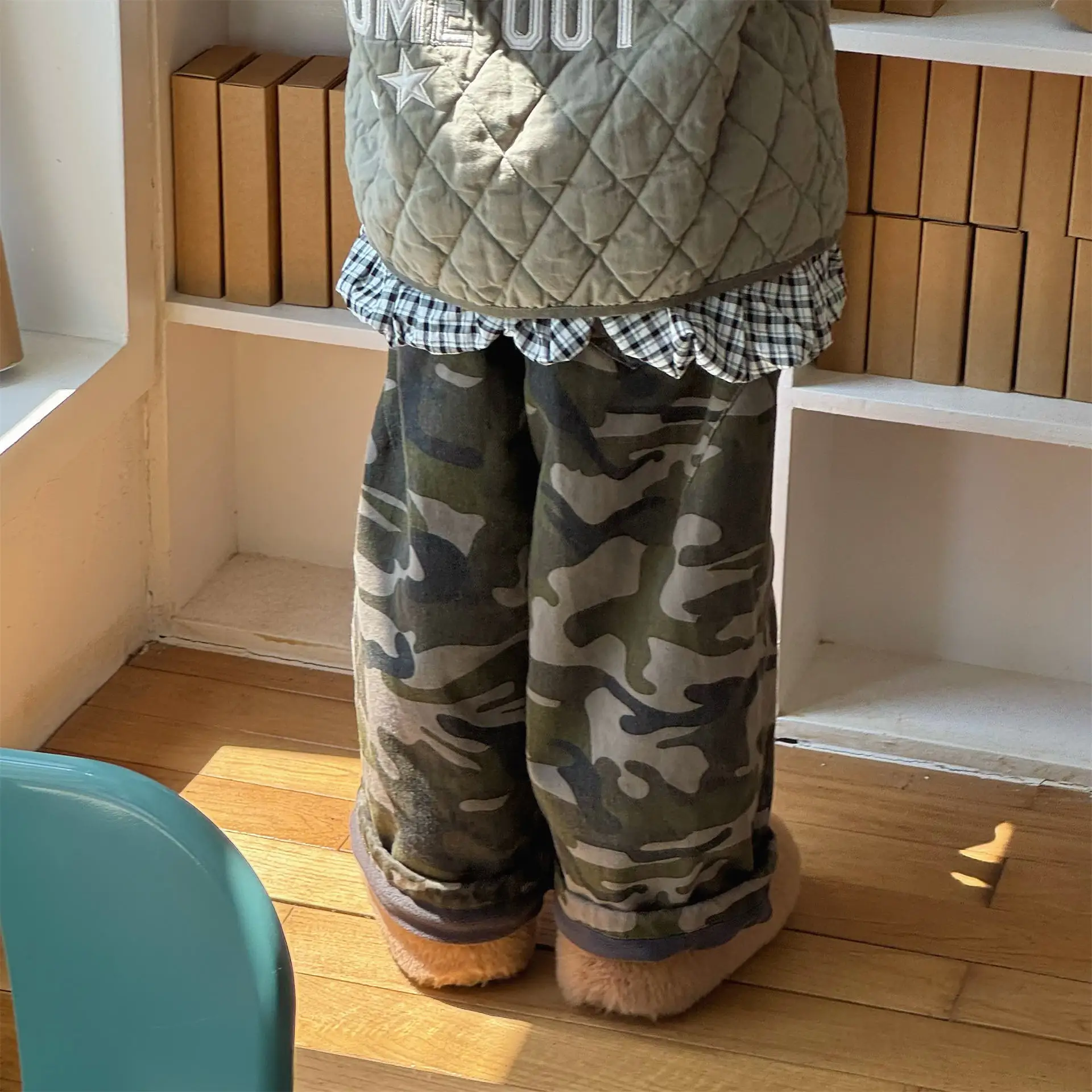 

2025 Winter New Children Fleece Trousers Fashion Kids Camouflage Pants Boys Casual Pants Thick Warm Baby Girls Padded Pants