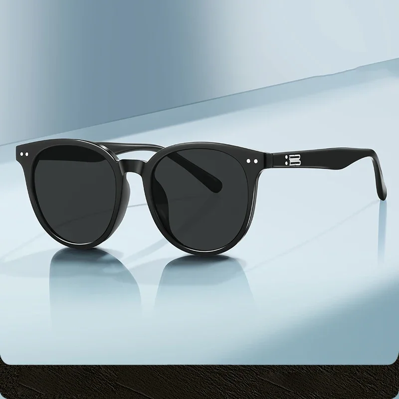 VEITHDIA New Arrival Fashion Sunglasses Polarized UV400 TR90 Frame Polarized Lens Round Driving Glasses For Male Female VT05802
