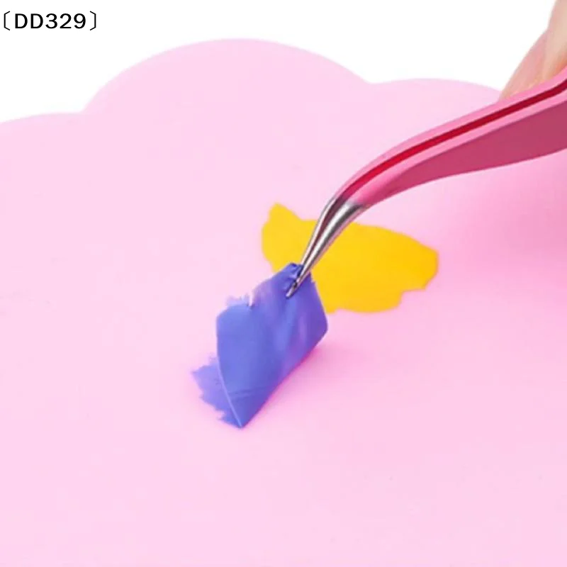 2Pcs Silicone Paint Palette Mats With Butterfly Plum Blossom Motifs Foldable Washable Nail Art DIY Manicure Tools〔DD329〕