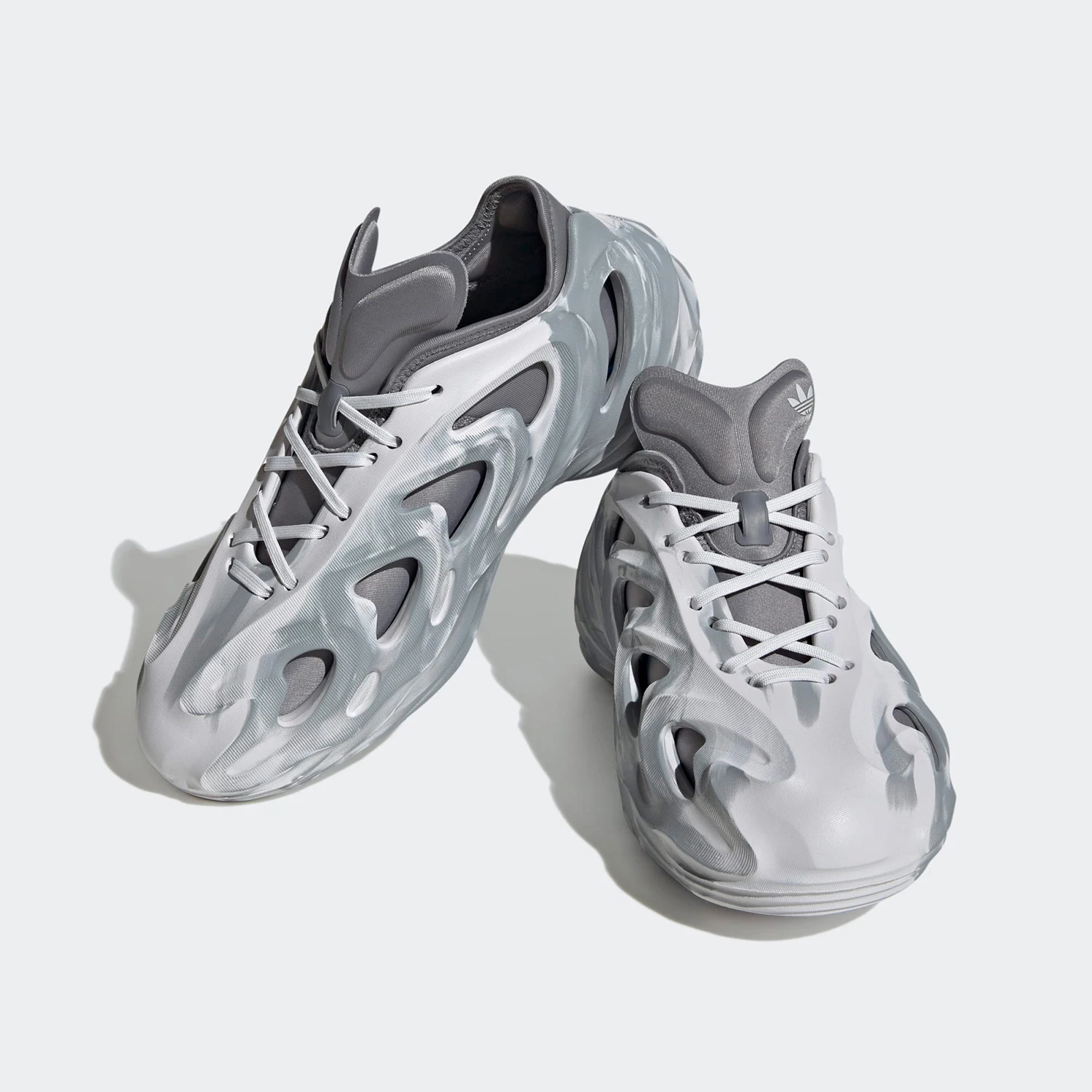 Adidas genuine clover men's and women's thick soled wear-resistant sports and leisure shoes GW2216