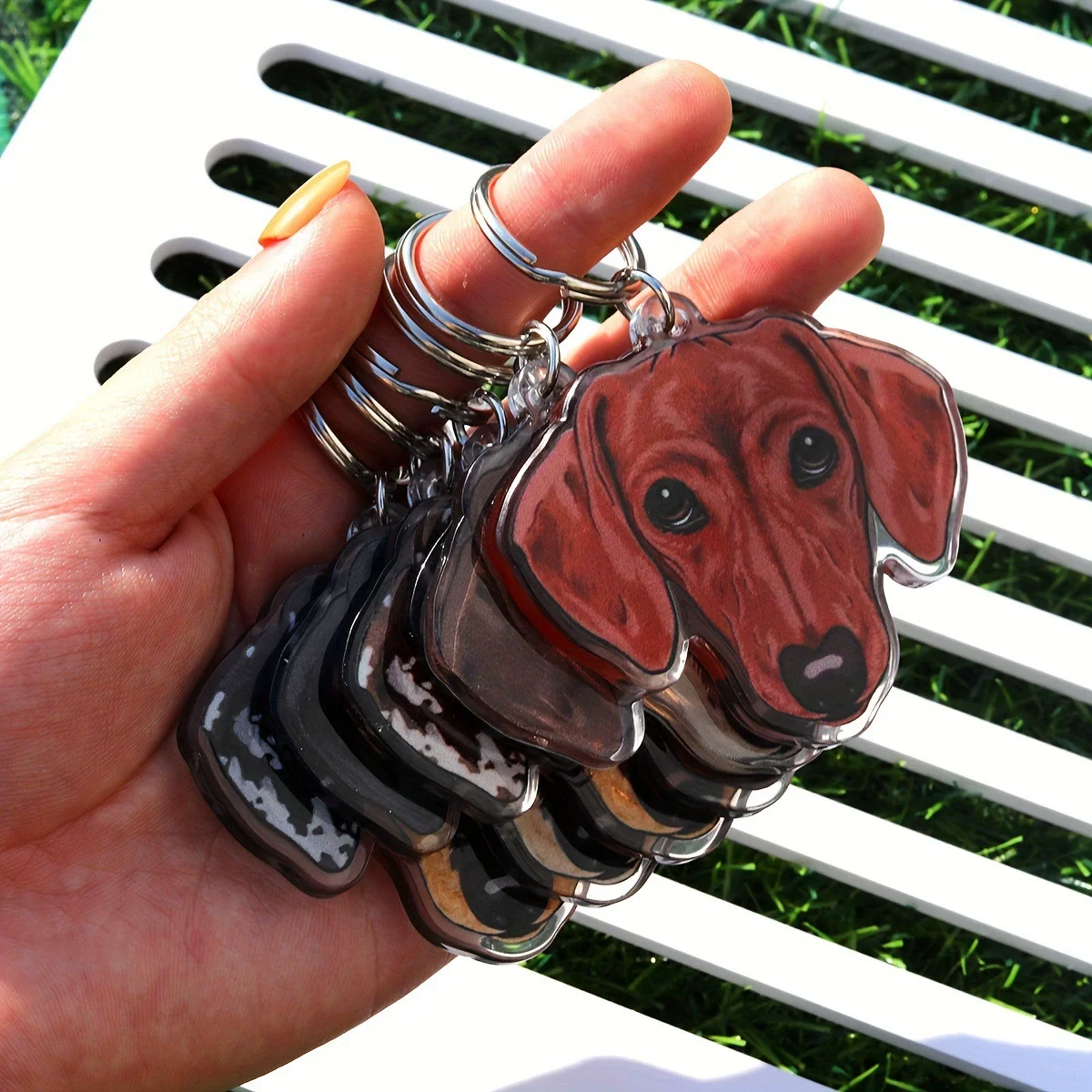 Dachshund Acrylic Keychain, Cute Pet Puppy Head Pendant, Cartoon Dog Portrait Key Ring, Backpack Handbag Car Key Charm, Adorable Gift for Dog Lovers, Pet-Themed Bag Accessory