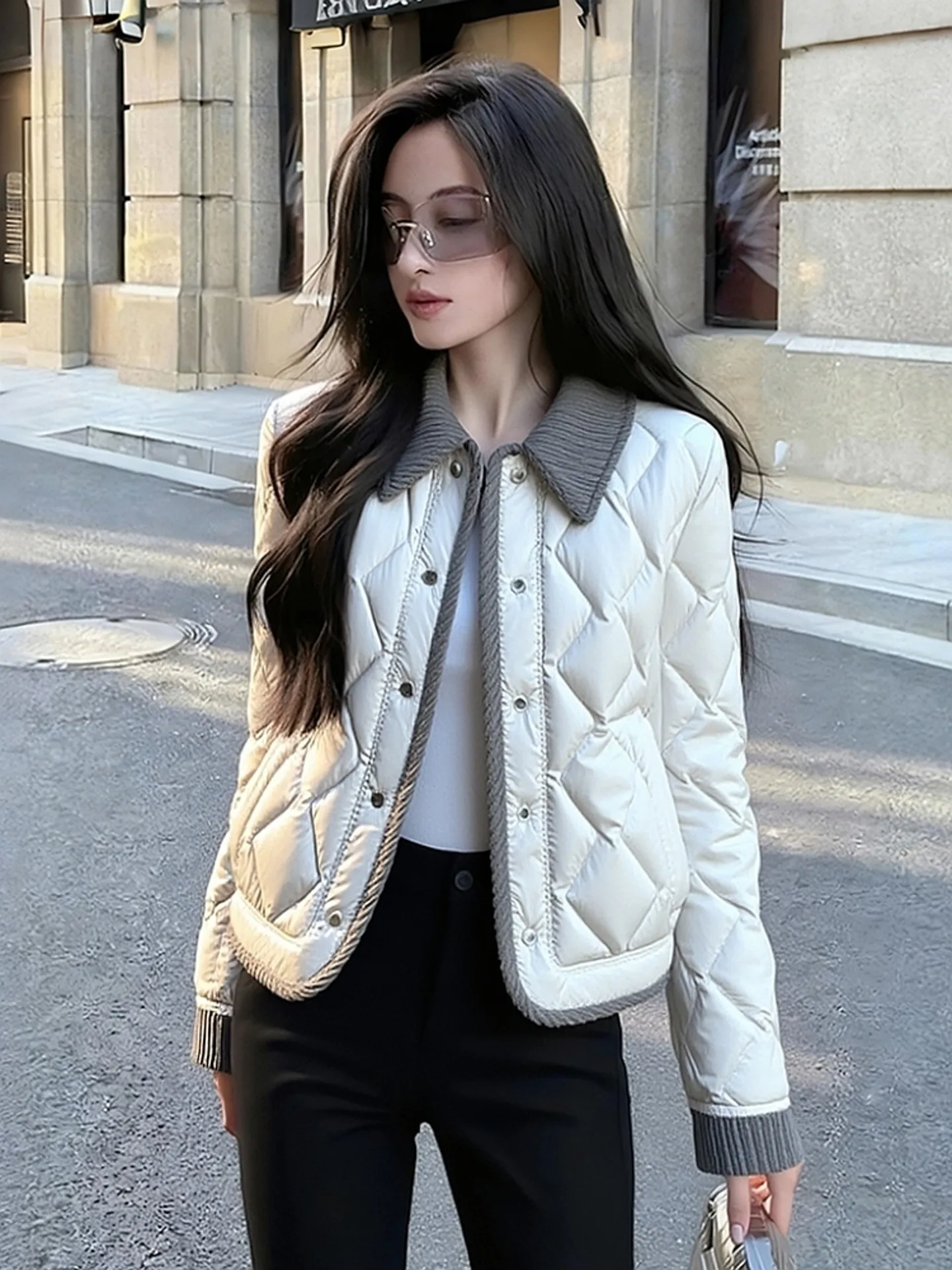 เสื้อผ้าฝ้ายสีขาวตัดกัน ดีไซน์แฟชั่นฤดูหนาว สไตล์ผู้หญิง ดูดี เหมาะกับการเดินทาง ทรงตรง แขนยาว