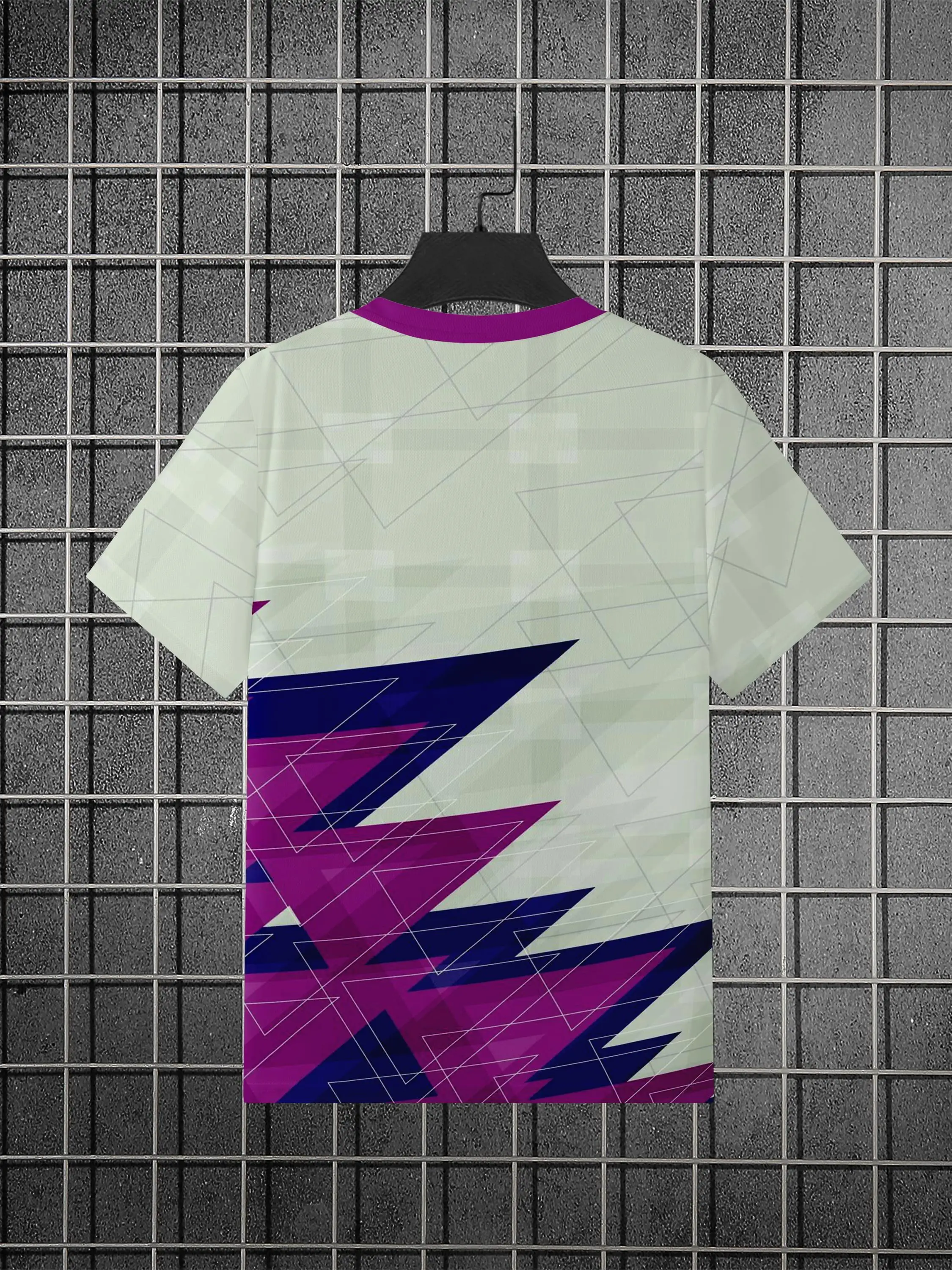 Men Quick Dry T-shirt High Elastic Purple Blue Layered Triangle Geometric Print Short Sleeve Breathable Crew Neck Tee