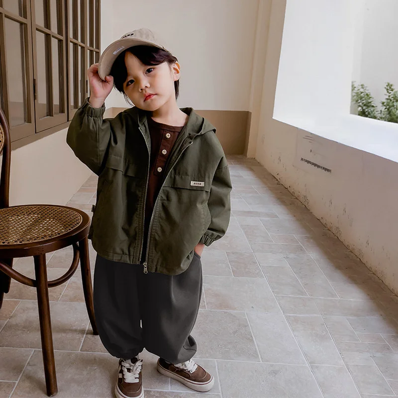 Jongensjas Overjas Windscherm Bovenkleding 2024 Beige Lente Herfst Katoen Hoge Kwaliteit Kerstcadeau Kinderkleding