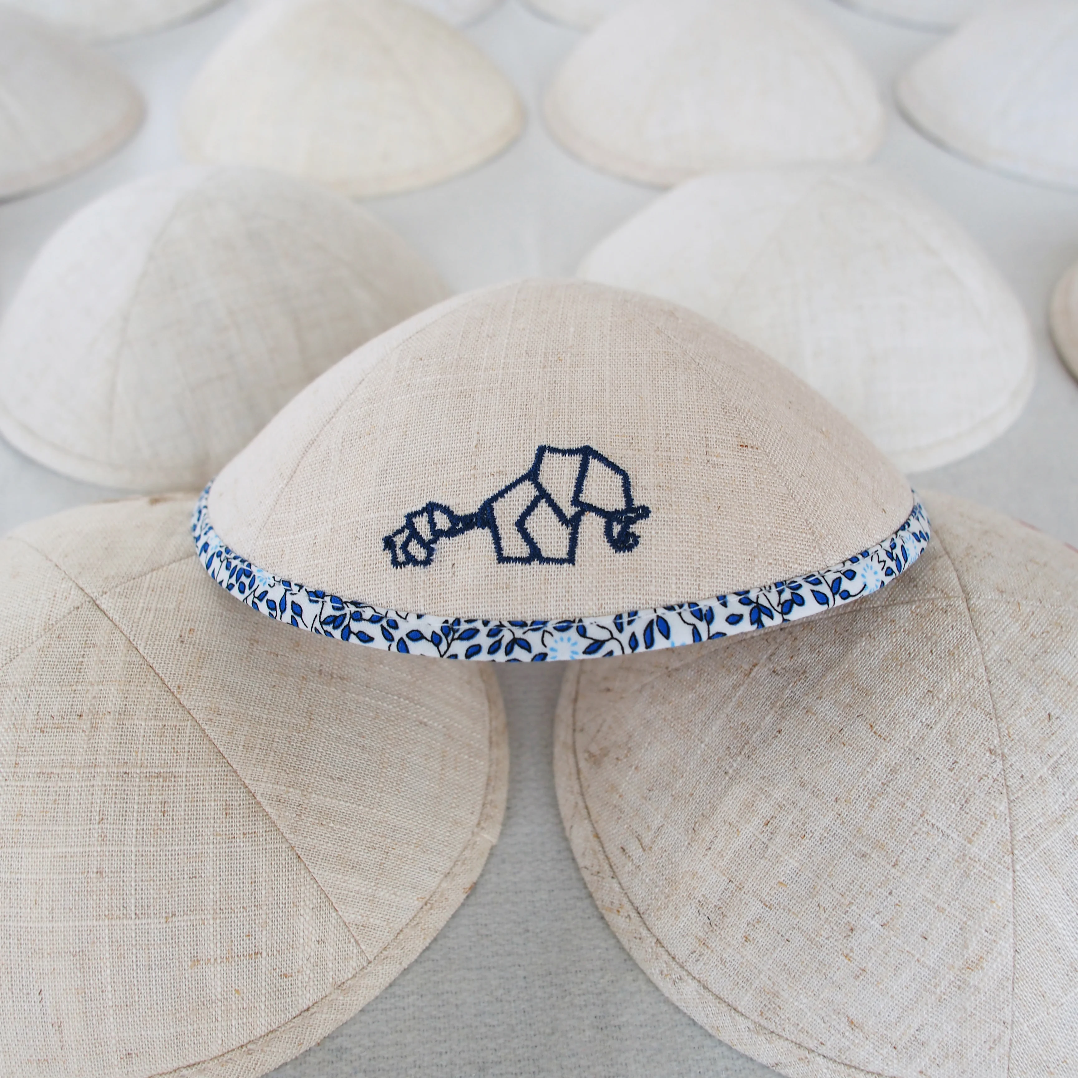 

Custom embroidery linen kippah Jewish Ahava customize kippot for wedding bat mitzvah judaica gift yarmulke