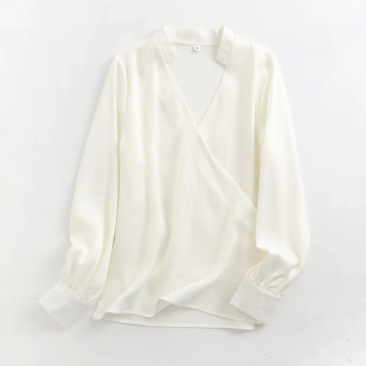 White Blouses For Women Fashion 2024 Satin Shirt French High Grade V Neck Bubble Sleeve Shirt Streetwear Luxury Designer Clothes