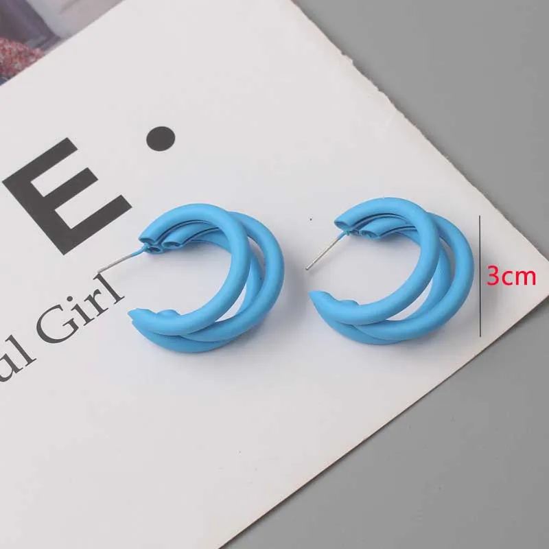 Nuevos pendientes colgantes de Color azul para mujer, pendientes colgantes geométricos llamativos, colgantes de triángulo hueco, pendientes redondos