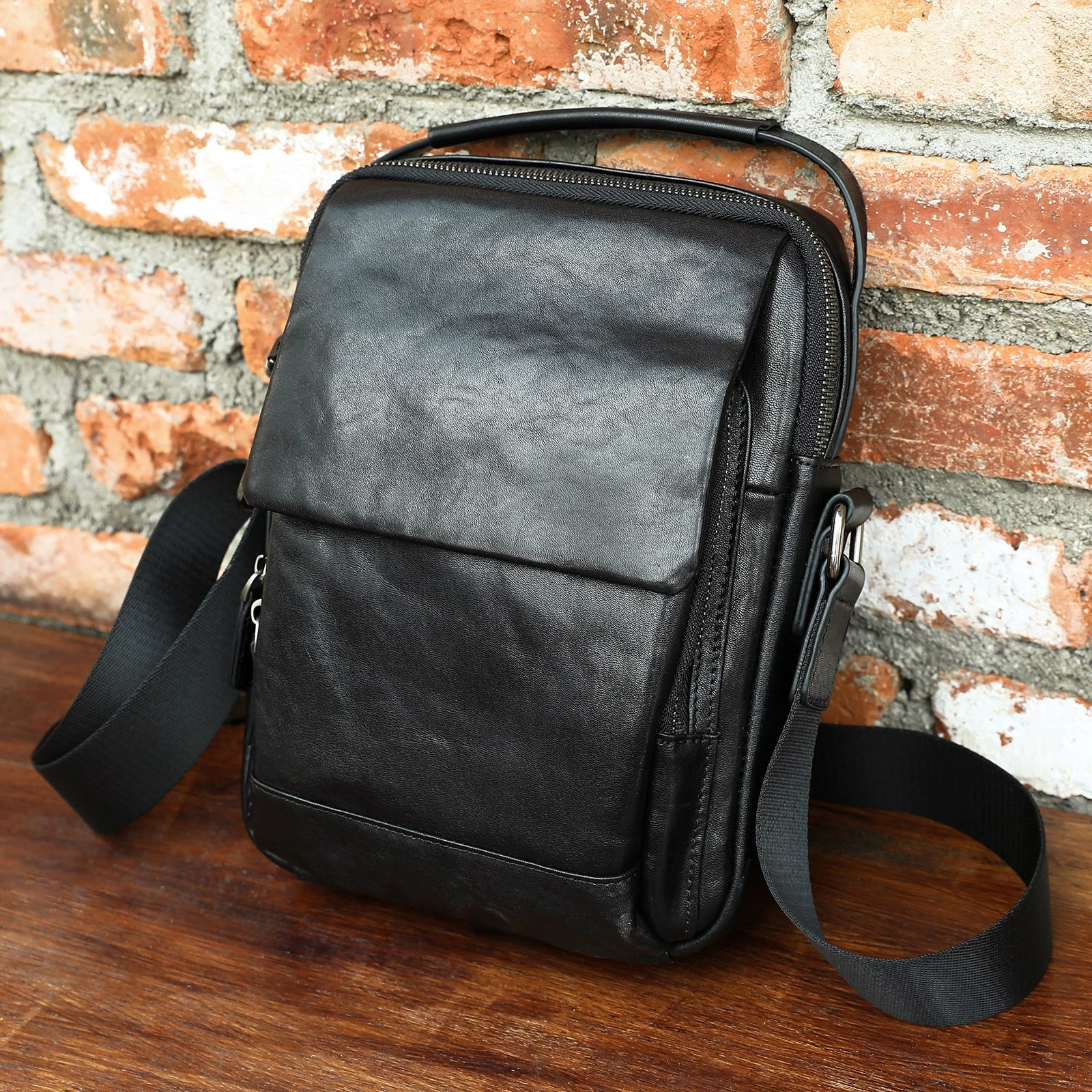 

CFUN YA Luxury New Trend Black Men's Business Shoulder Bag Real Leather Male Crossbody Bags 9.7‘ Ipad Phone Handbag Totes 2025