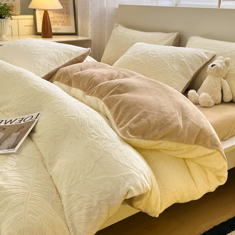 2025 new winter carved milk fleece four-piece set thickened coral fleece quilt cover flannel bedding view 2