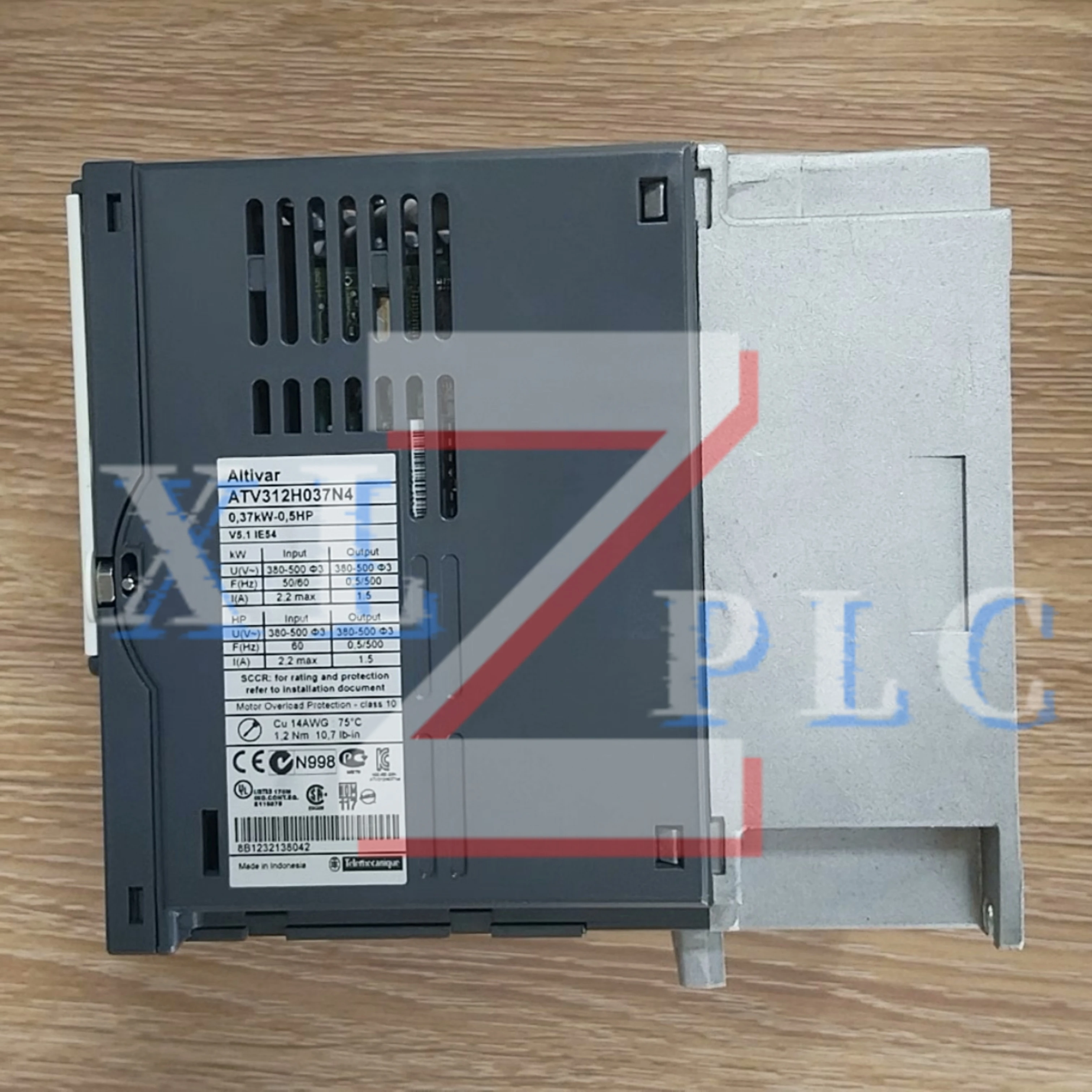 새로운 원래 주파수 변환기 ATV312H037N4 380-500V 0.37KW ATV312H055N4 380-500V 0.55KW