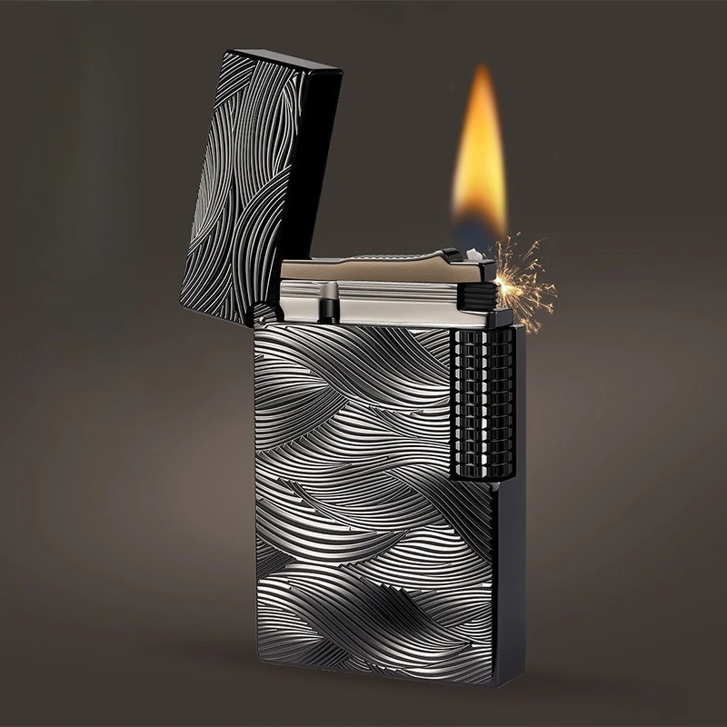 

High-end Side-slip Kerosene Lighter, Brass Material, Crisp Steel Sound, Engraved Patterns, Fashionable Men's Gift