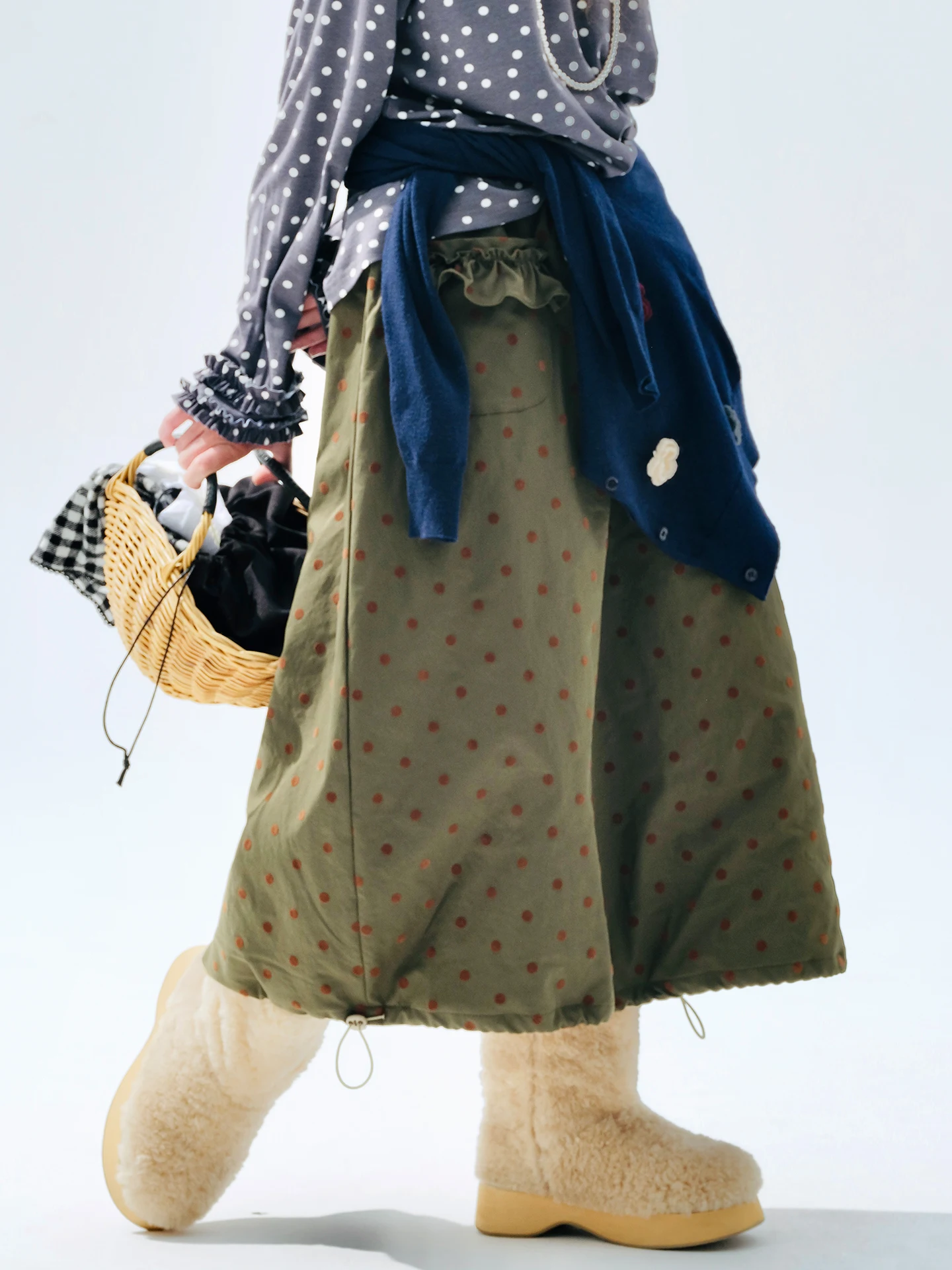 

imakokoni 2025 Winter Vintage Flocked Polka Dot Skirt - A-Line, Warm Cotton, Versatile for Commuting & Casual 255269