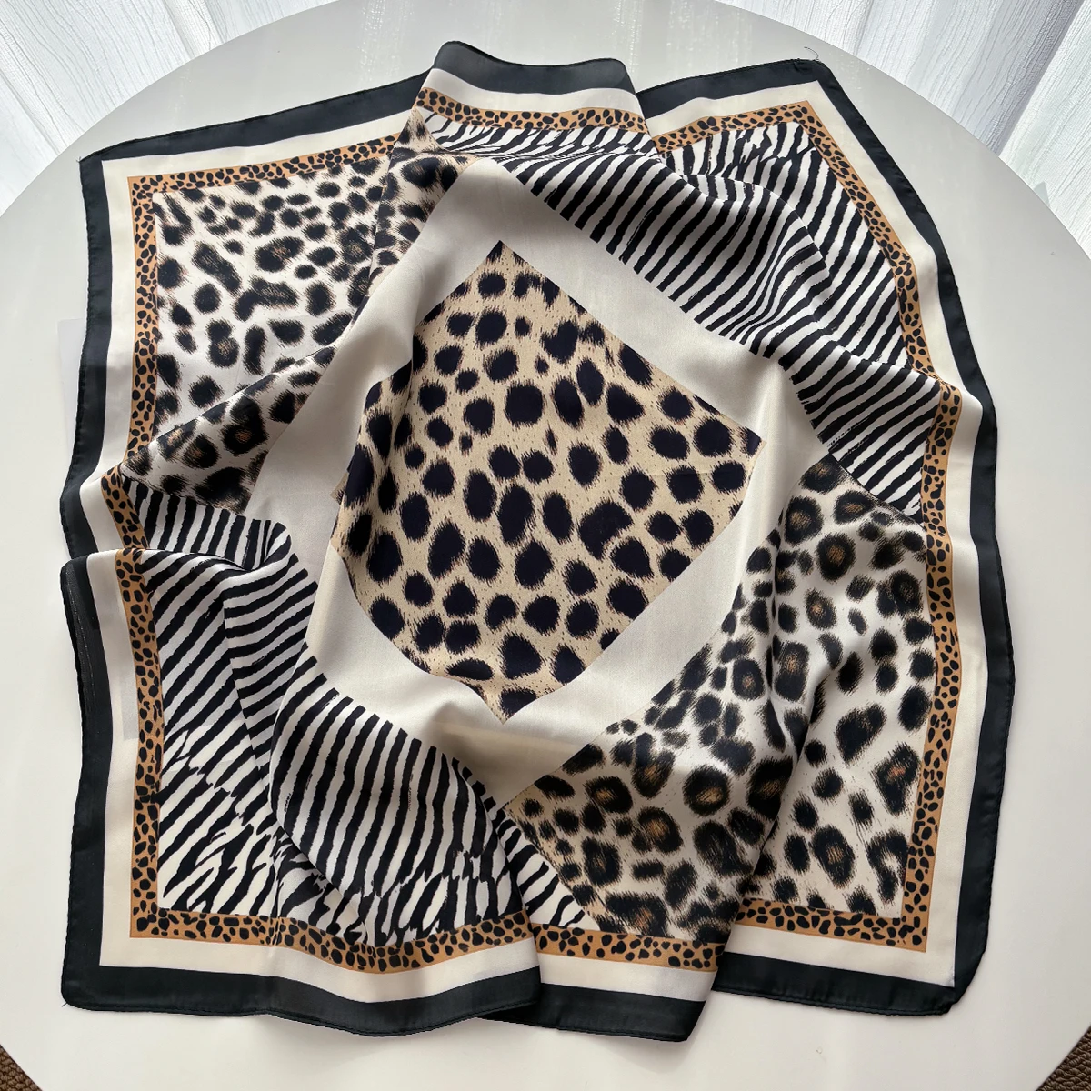Luxus 70*70cm Quadrat Schal Für Frauen Damen Leopard Print Hijab Elegante Halstuch Bandanas Weiche Fleck Faux Seide schals Schal – Detail 7
