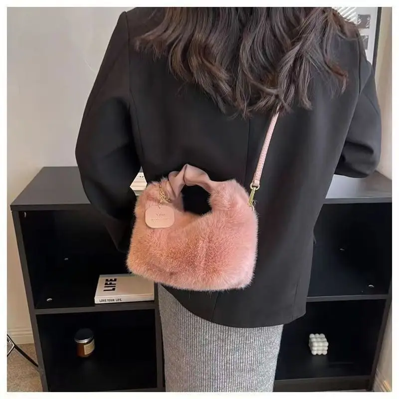 Plush Handbags For Femme Luxury Designer Soft Winter Ladies Clutch Purse Shoulder Bag Cute Fashion Female Party Underarm Bag