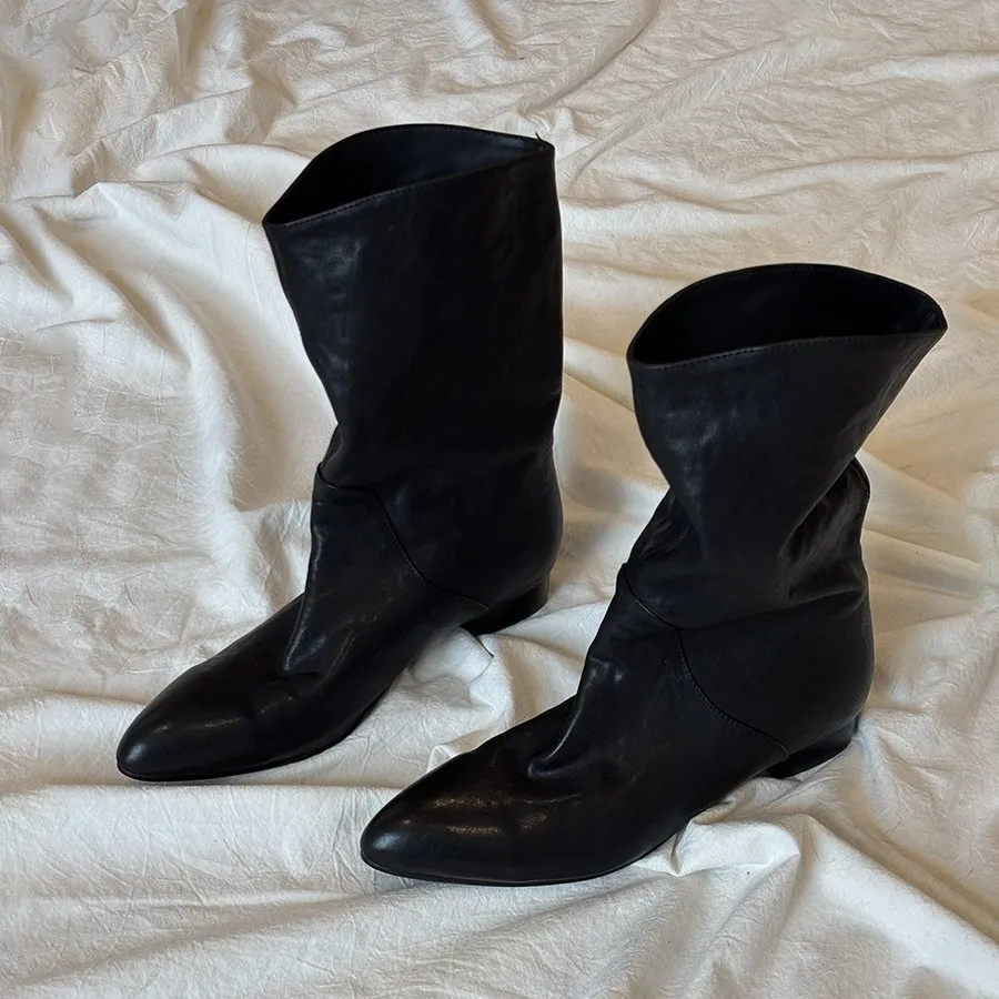 

Женские кожаные короткие сапоги с острым носком, широкие повседневные рыцарские сапоги, женские уличные удобные ботинки средней длины, модные однотонные ботинки