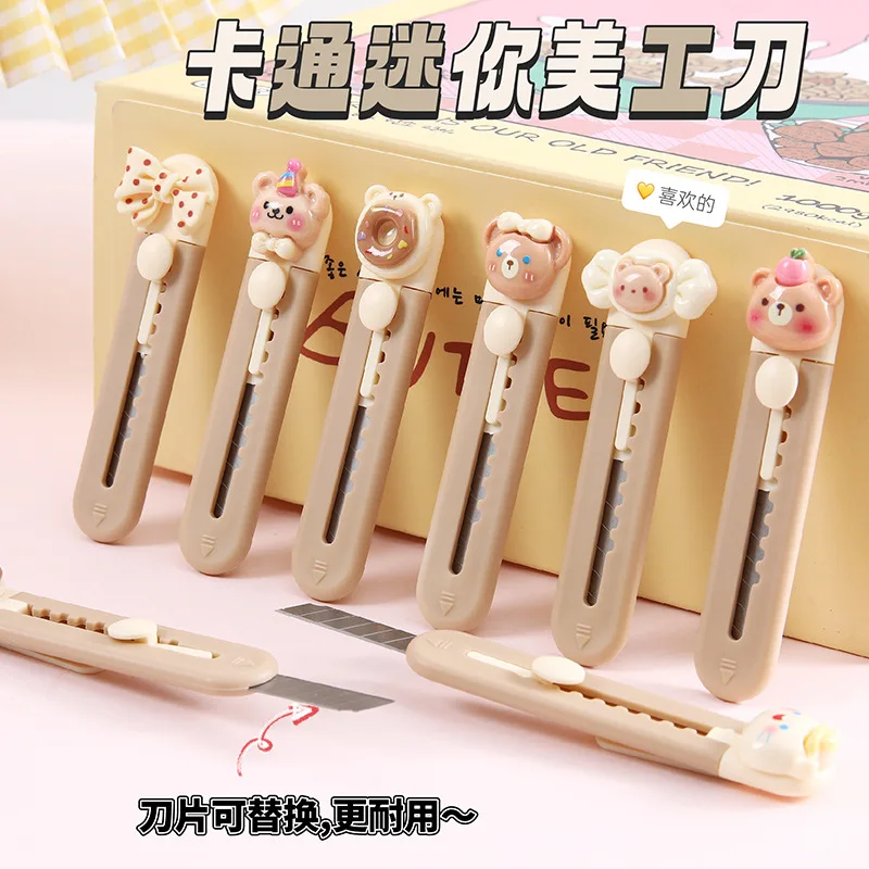 Cuchillo utilitario de dibujos animados para estudiantes, cortador de caja de moda lindo, Pequeño, portátil, Kawaii, Color café Beige, abrecartas de oficina, 1 pieza