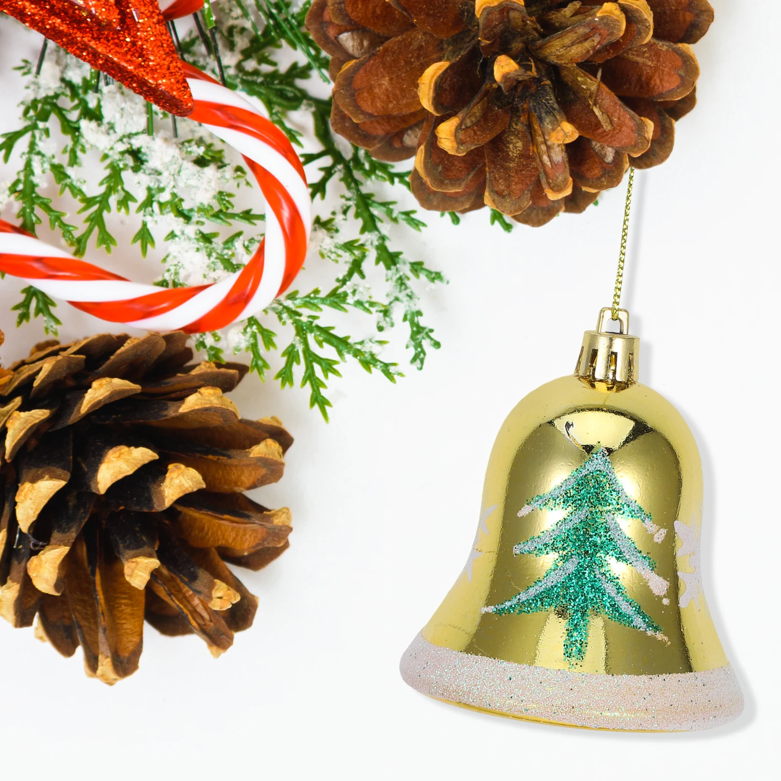 

4Pcs Holiday Christmas Tree Hanging Decors Bell Style Xmas Pendant Ornament for Home Festival Decoration Use Xmas Party Ornament