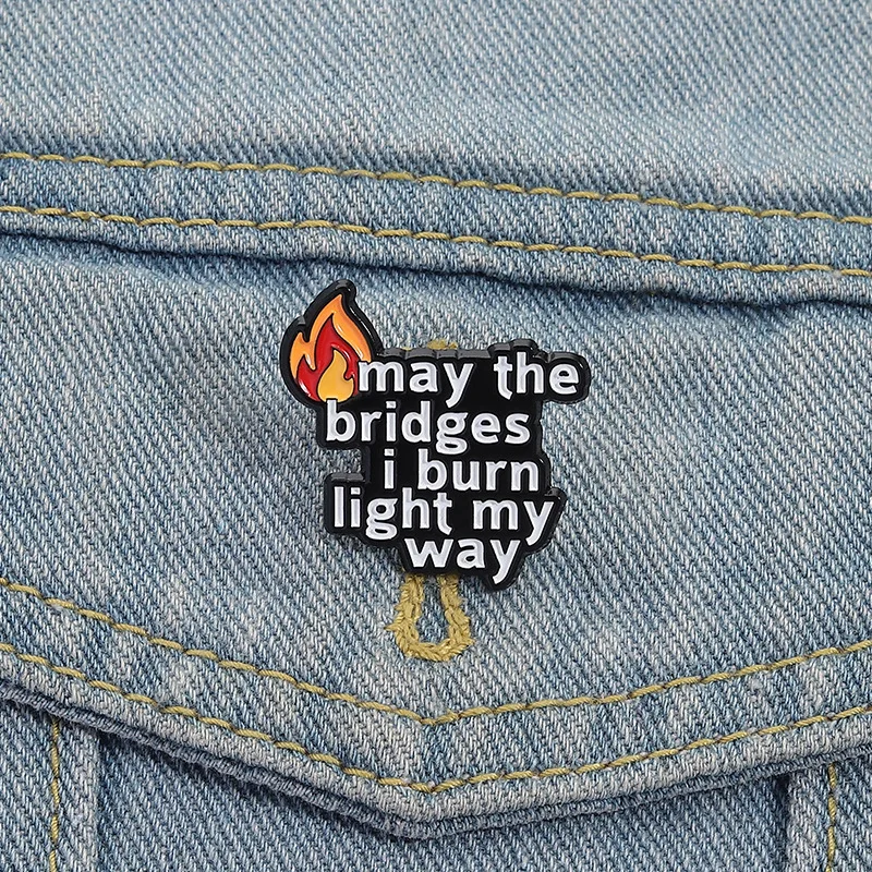 Creative Black and White English Quote Brooch, Cartoon Flame Letter Alloy Badge, Clothing Accessory Pins, a Gift for Friends