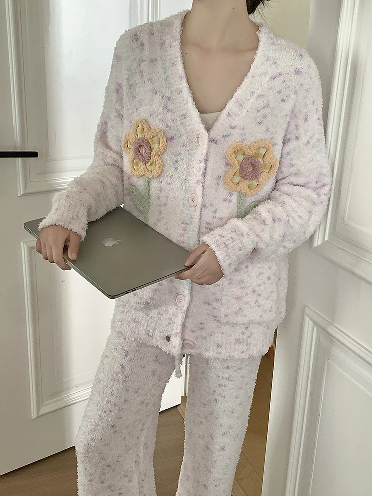 Süßer, floraler, weicher Pyjama mit V-Ausschnitt für Damen, warme, verdickte Strickjacke und Kordelzug-Schlafhose, 2 Stück, Heimkleidung, süßes Rosa