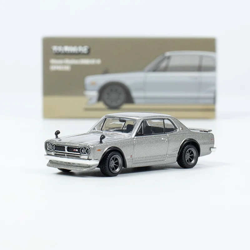 Tarmac Works 1:64 Skyline 2000 GT-R KPGC10 Silver Diecast Model Car