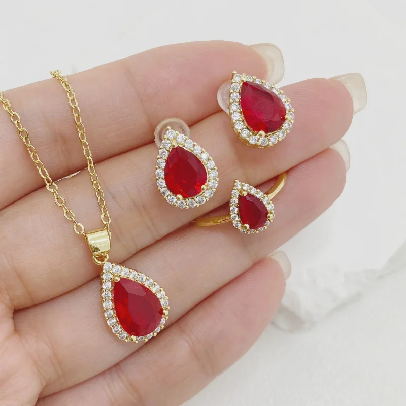 

5Sets Women'S Fashion Simple Retro Teardrop Red Zircon Pendant Necklace Earrings And Ring Jewelry Sets