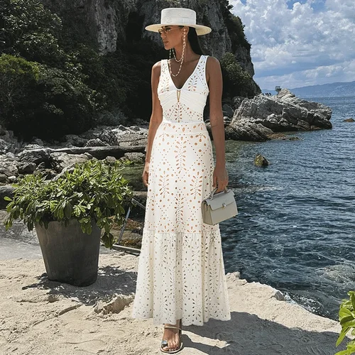 Conjunto de Bikini para mujer, traje de baño Sexy con cuello en V, Color sólido, corte láser, traje de baño de flores, ropa de playa, vestido de playa de verano de lujo