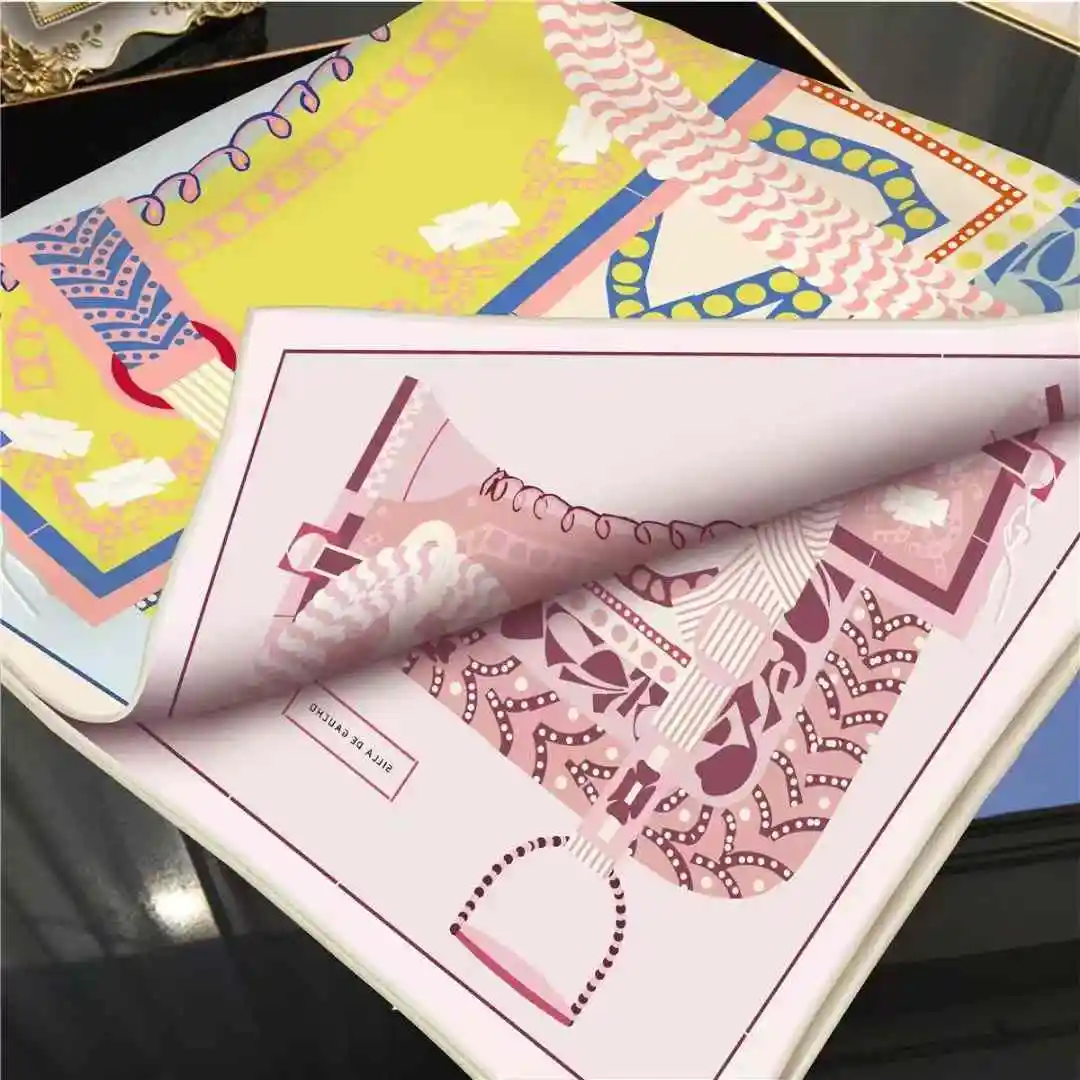 명품 브랜드 디자이너 여성 트윌 실크 스카프 90cm 여성 핸드롤드 엣지 스카프 숄 가방 벨트 액세서리 여성 크리스마스 선물