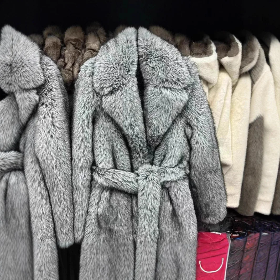 เสื้อโค้ทขนเฟอร์เทียมผู้หญิง ความยาวปานกลาง สไตล์ Y2k สตรีทแวร์ แต่งลูกไม้ ผูกเชือก หนา อุ่น ลายถักเปิดด้านนอก เสื้อคลุมสำหรับฤดูใบไม้ร่วงและฤดูหนาว