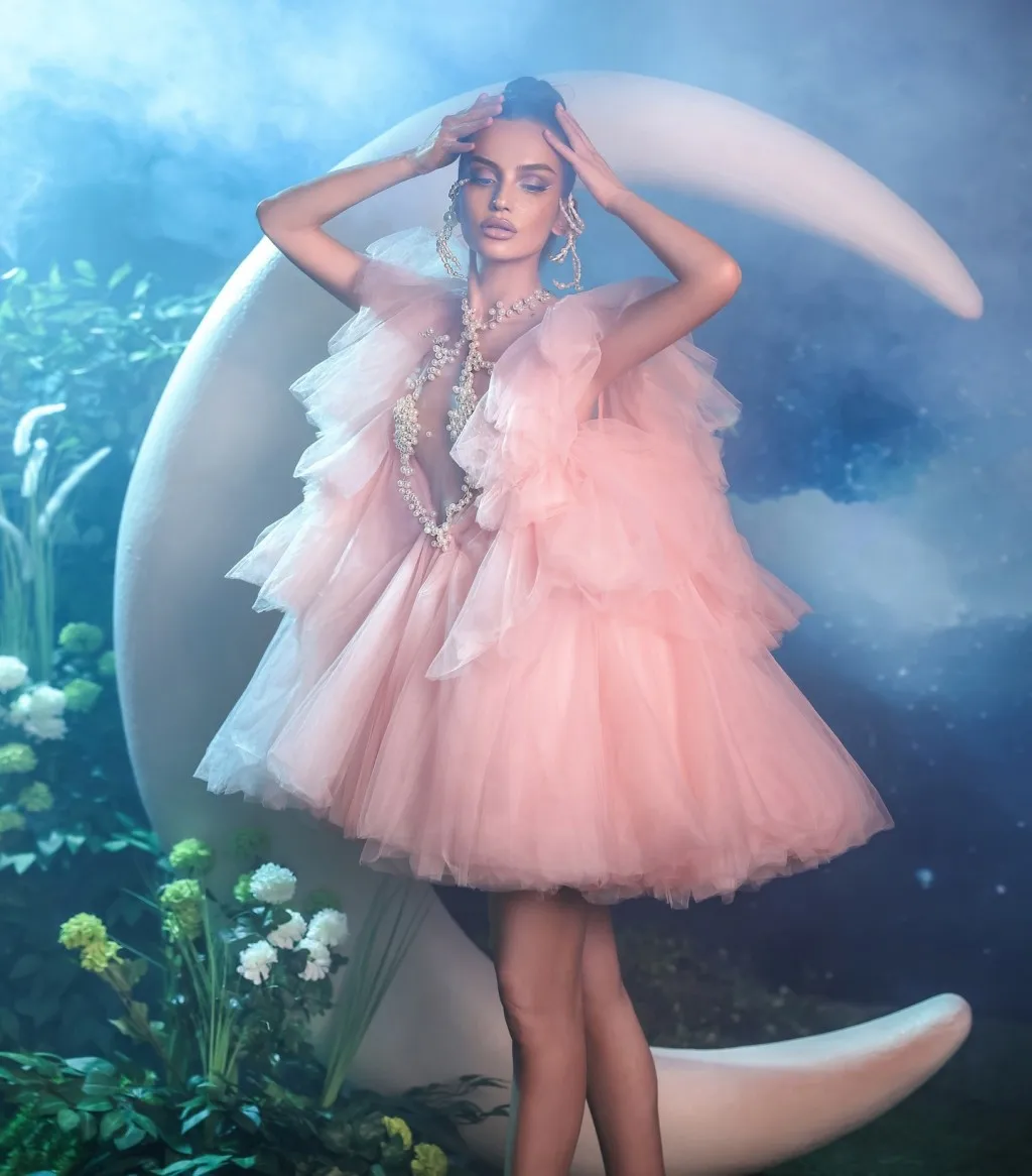 فستان الأميرة الجنية من التول مع تطريز لؤلؤي فستان صيفي مزين بالزهور من الدانتيل وتنورة منتفخة لحفلات الزفاف الزي الرائج 2026