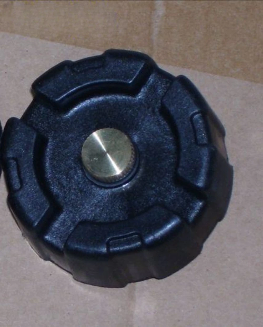 

1 внешняя крышка топливного бака для подвесного самолета, подходит для наружного диаметра резьбы 49