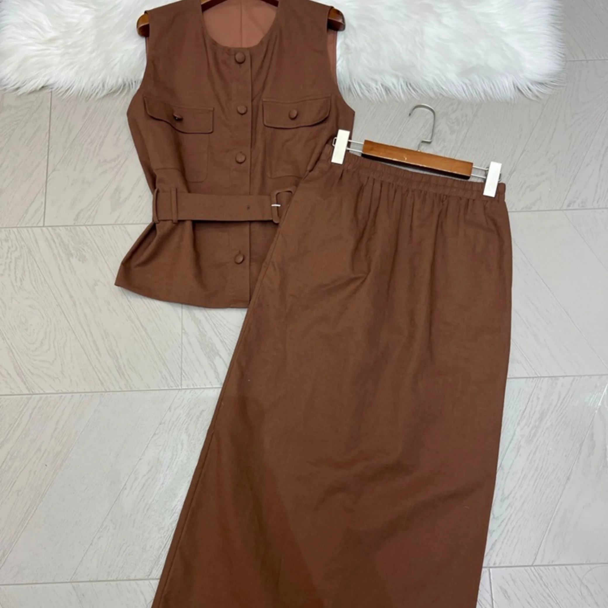 Summer New Women's Waist Belt Top Whit Midi Skirt Temperament Set