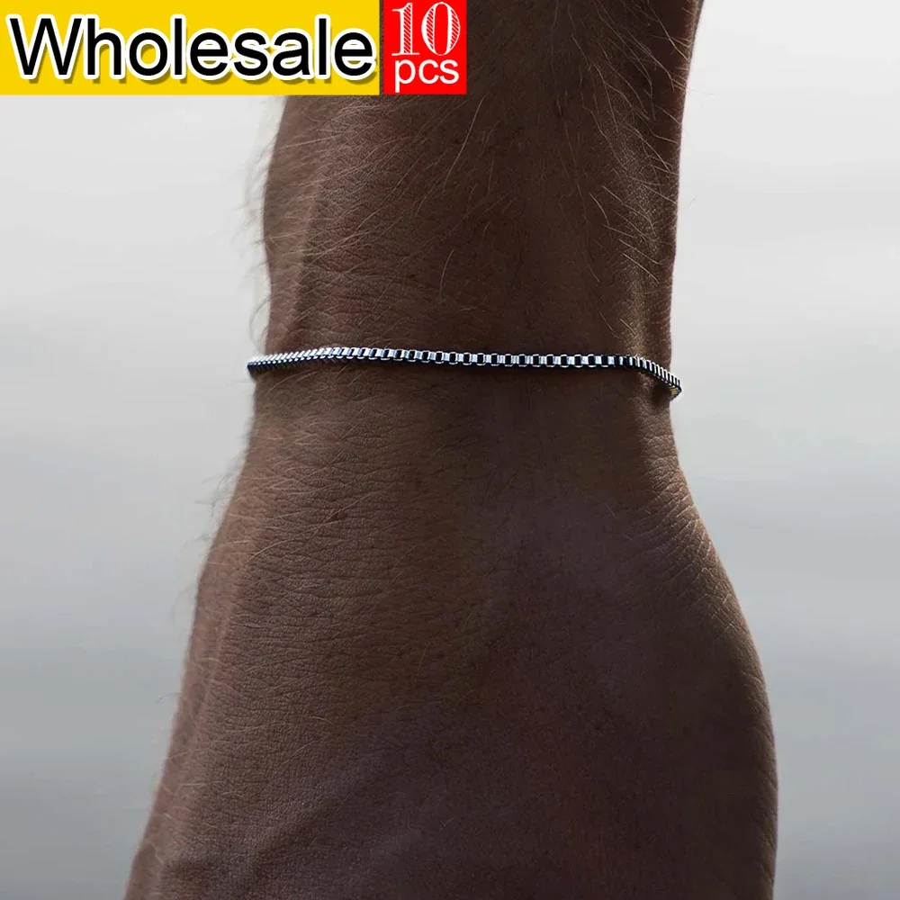 

Stainless steel jewelry men's waterproof and non fading fashionable golden bracelet 10 pieces wholesale direct sales