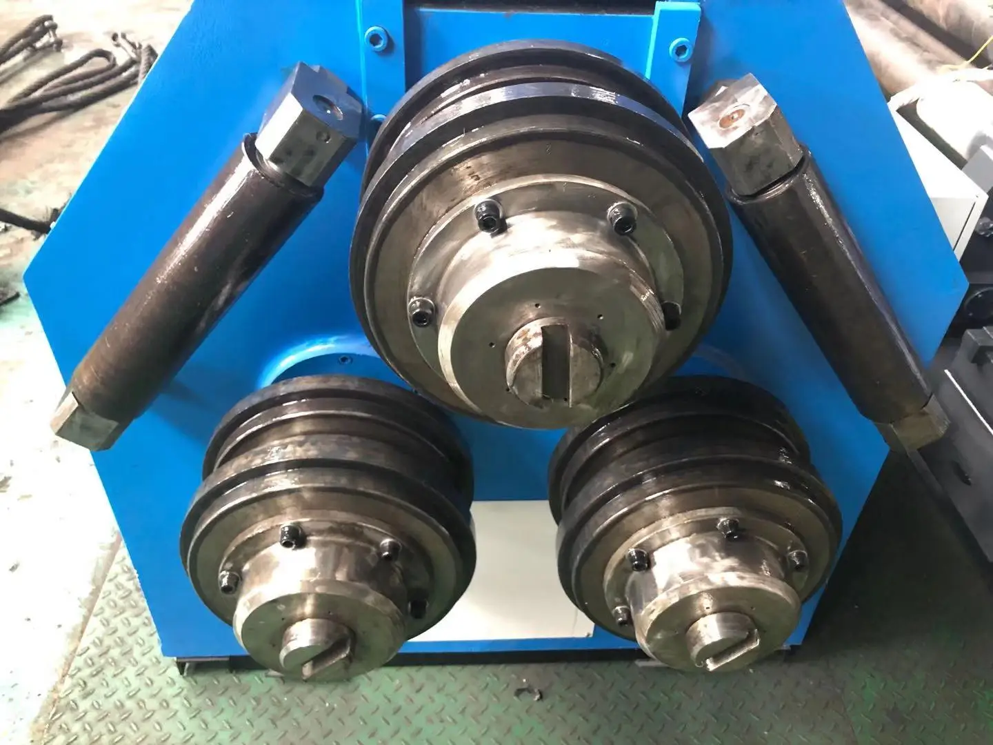 Durable Sheet Metal Pipe & Profile Bending Machine | Round, Angle & Tube Section Bender