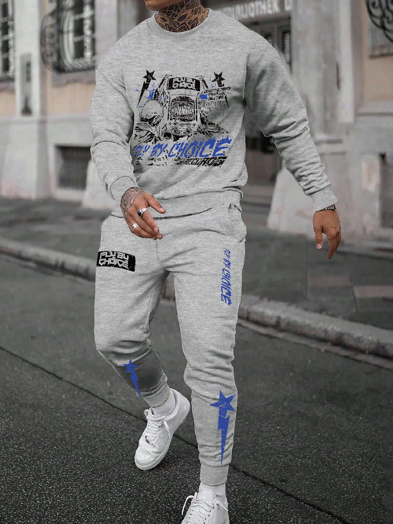 

Round neck sweatshirt suit Black Pilot helmet and monster prints and "FLY BY CHOICE" text Street fashion outfits
