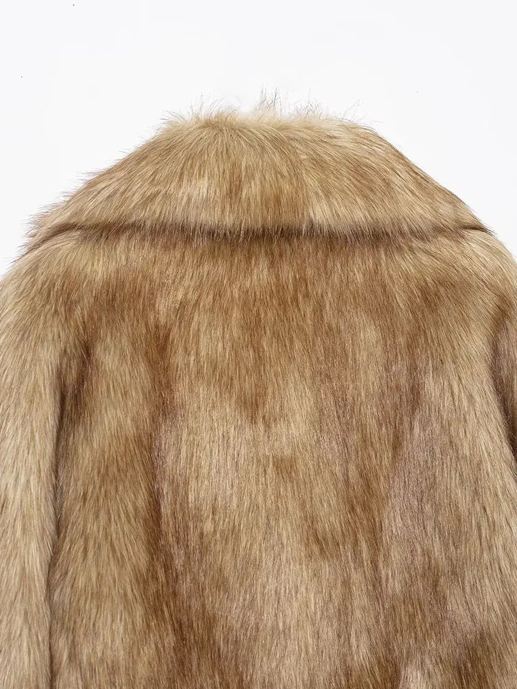 Donna 2025 Winter Chic Street Girls Giacca in pelliccia sintetica Donna Brand Fashion Fluffy Cappotto in pelliccia di volpe Capispalla femminile di lusso