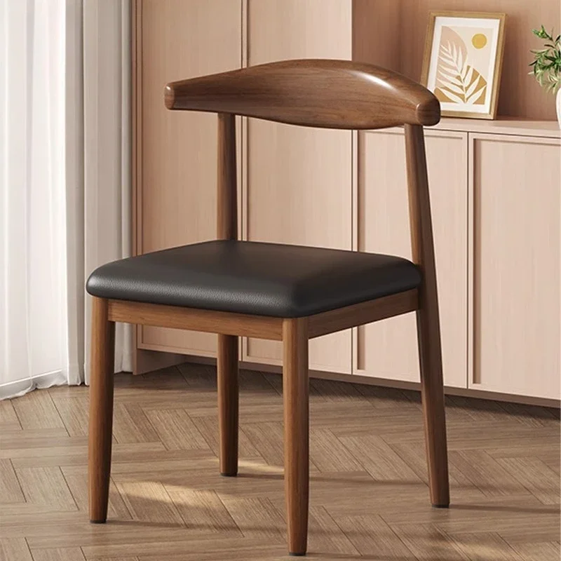 北欧ダイニングテーブルメタルフレームダイニングチェアモダンシンプルホームインターネットセレブチェアシンプルデスクスツール背もたれホーンチェア