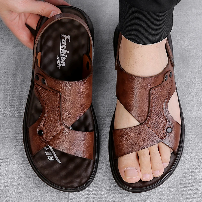 

Retro Large Size Leather Beach Slippers Soft Sole Breathable Non Slip Wear Resistant Outdoor Home Casual Summer Wear