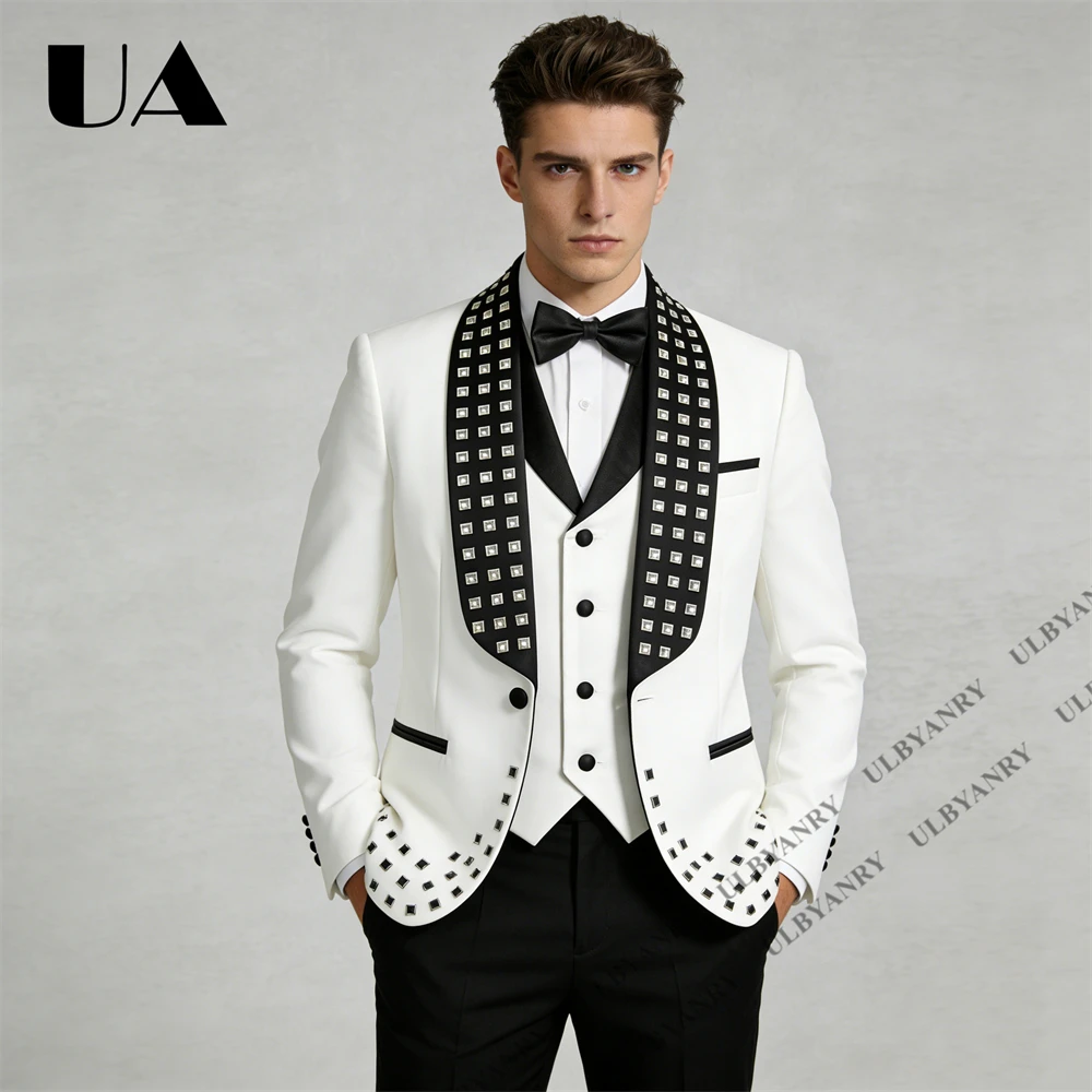 

Romantic Groom Suit with Single-Breasted Design, Diamond-Studded Lapel & Matching Vest White Dinner Jacket for Wedding Ceremony