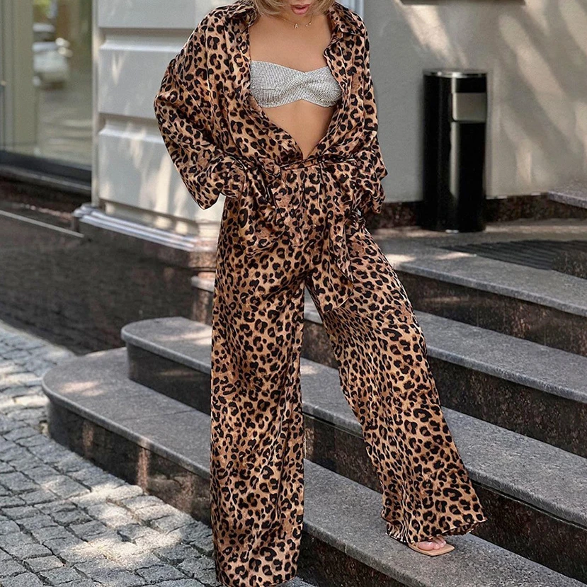 

Women's Elegant Leopard Print Turndown Collar Tops Wide Leg Trousers Outfits Office Lady Fashion Casual Streetwear