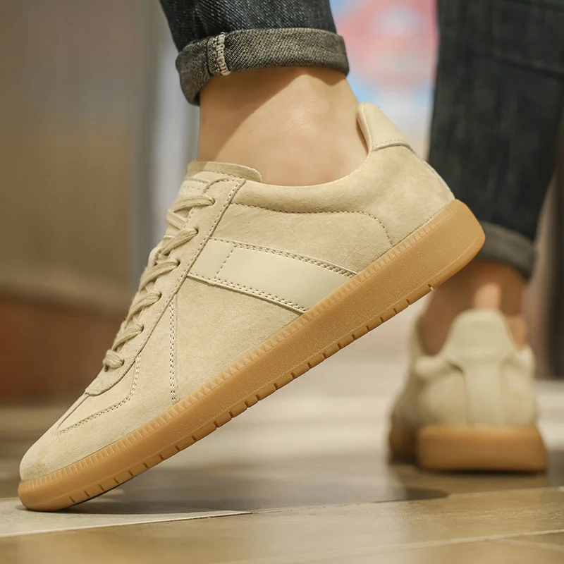 

2025 Новые удобные, повседневные и универсальные новые модели для пар, популярные высококачественные синие фарфоровые туфли Dragon Year Limited Board