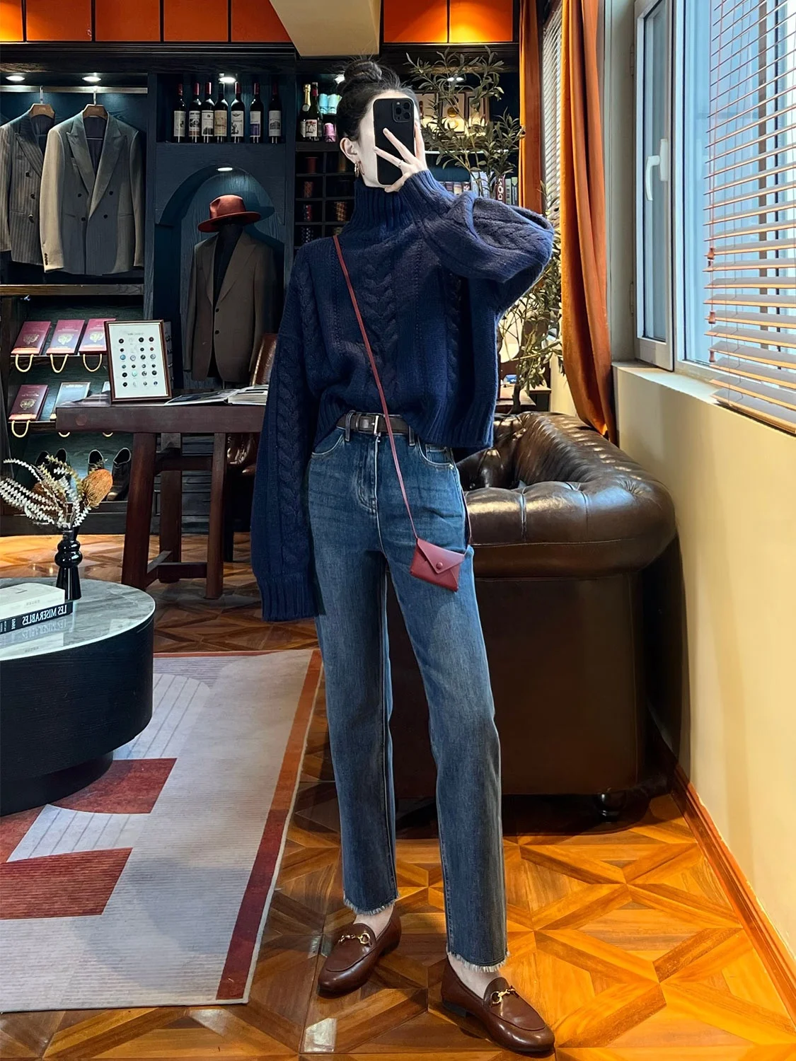 

Джинсы Jiang Scr Denim с четырехсторонней эластичной вставкой, французский крой, с высокой талией, из хлопкового стрейч-денима, синие, прямые, длиной 9/10.